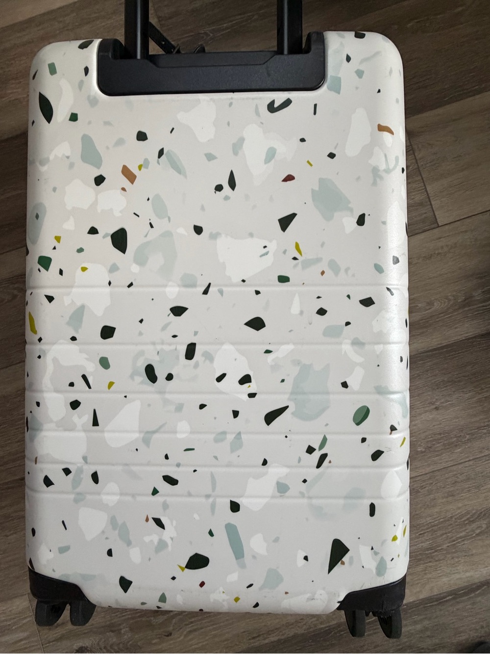 Beautiful Monos White Terrazzo-Print Carry-On Pro Plus Suitcase!! - Picture 13 of 16